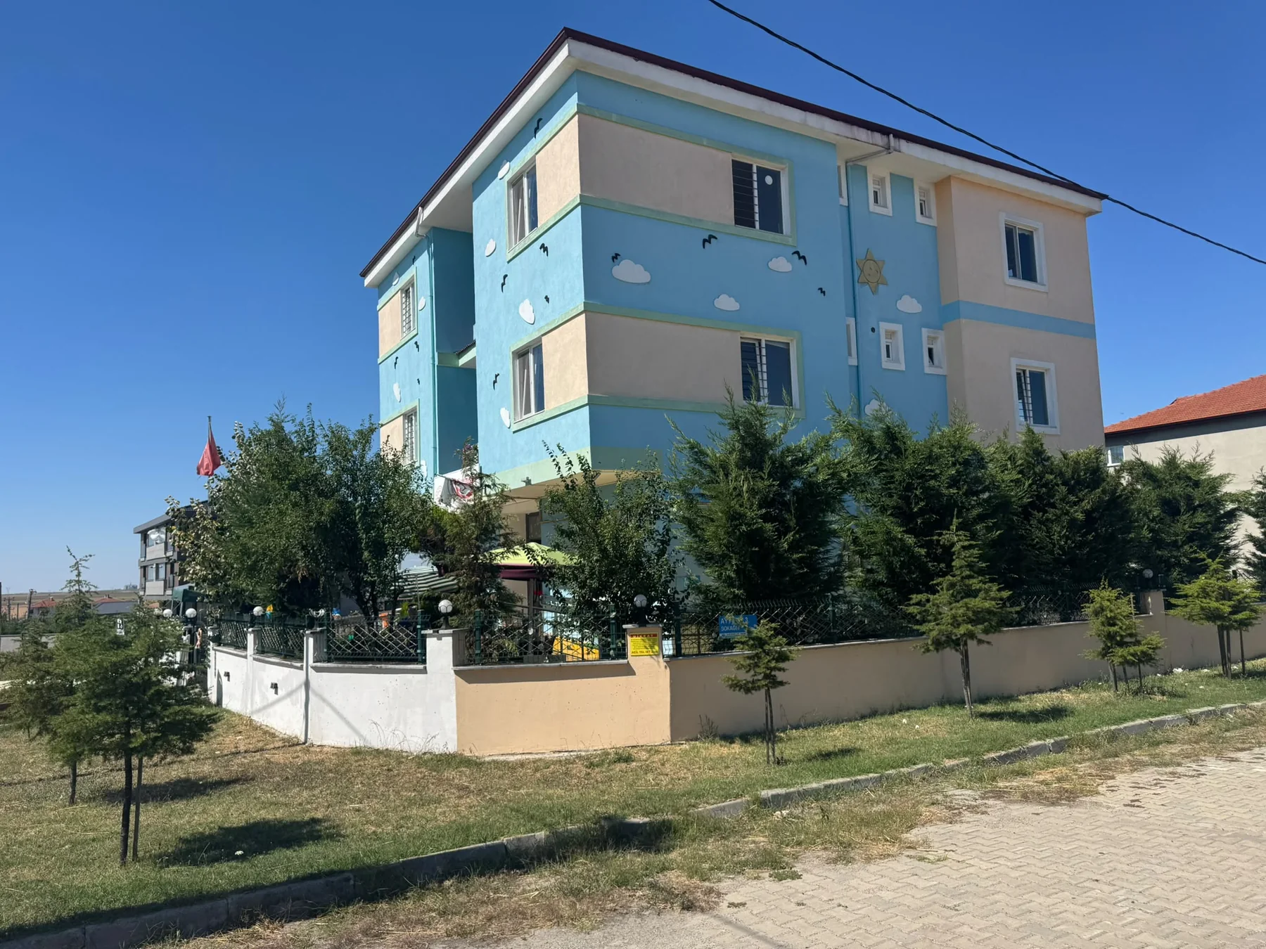 Özel Tekirdağ Huzurevi ve Yaşlı Bakım Merkezi bina dış cephesi